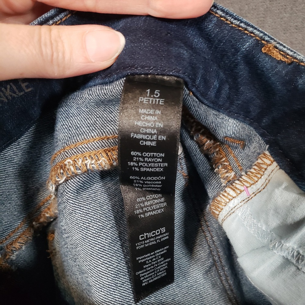 Chico's So Slimming Girlfriend Ankle Jeans Women 1.5/10 Petite Blue Medium Wash - Picture 4 of 10